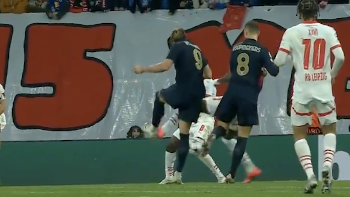 Vlahovic Lukeba, Paganini PROVOCA: «Come mai in Italia questi falli li FISCHIANO e in Europa no? Ci vorrebbe questa cosa» 36 Rigore Vlahovic