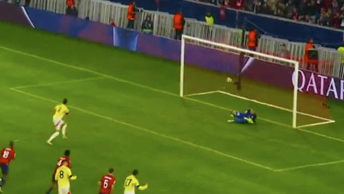 Gol Vlahovic, Chevalier spiazzato dal dischetto: Dusan la rimette in parità - VIDEO 36 Gol Vlahovic