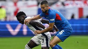Calciomercato Juve, dal sogno Hancko all’idea Araujo, passando per Tomori e Antonio Silva. Pro e contro, nome per nome, degli obiettivi per la difesa