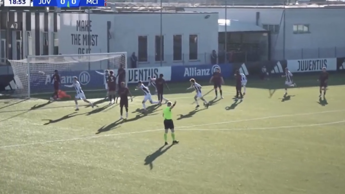 Gol Mazur: deviazione vincente del centrocampista! Si sblocca così Juve Manchester City Primavera - VIDEO 36 Juve Primavera Manchester City