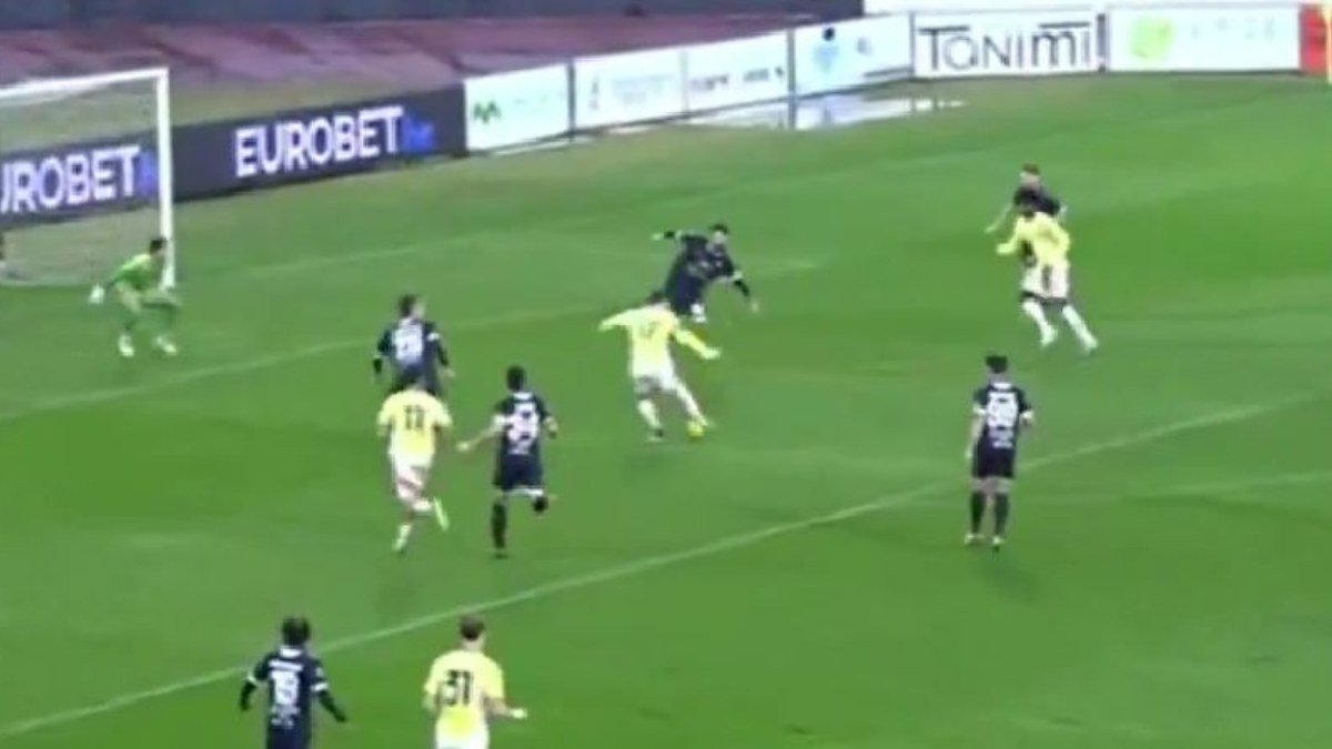 Gol Guerra: l'attaccante regala i tre punti a Brambilla! Grande assist di Faticanti, che azione dei bianconeri - VIDEO 36 Gol Guerra