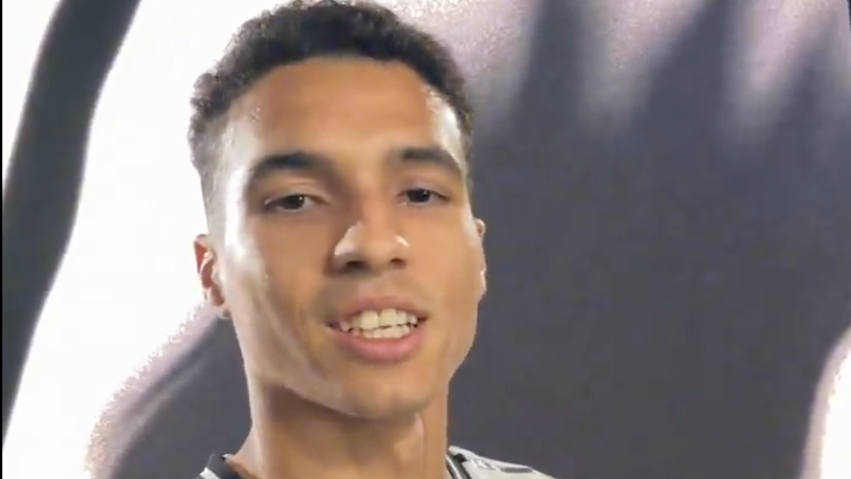 Alberto Costa Juve, il messaggio ai tifosi bianconeri: «Sono contento di essere qui, ci vediamo all'Allianz Stadium!». Quel dettaglio fa scatenare i tifosi - VIDEO 36 alberto costa juve