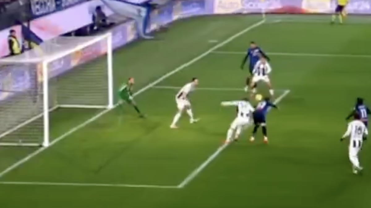 Gol Retegui, l'Atalanta riprende la Juve: Cambiaso anticipato da Bellanova e l'attaccante non sbaglia - VIDEO 36 gol retegui