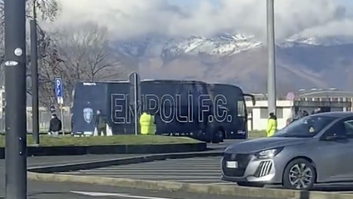 Juve Empoli: i pullman delle due squadre sono all'Allianz Stadium. FOTO e VIDEO del pre-partita 36 Pullman Empoli