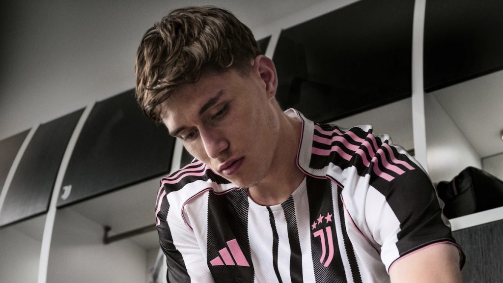 Savona nuova maglia Juve