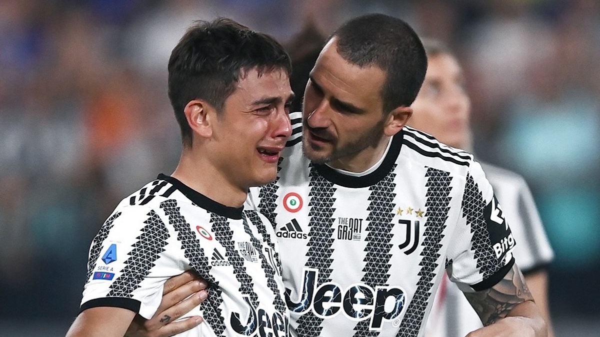 Dybala e il tributo ai bianconeri: «Buon compleanno Juventus». FOTO da brividi pubblicata dalla Joya: e quel 10… Dybala e il tributo ai bianconeri: «Buon compleanno Juventus». FOTO da brividi pubblicata dalla Joya: e quel 10…