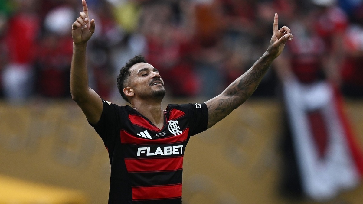 Danilo, l’ex capitano della Juve segna la storia: suo il gol in finale di Copa Libertadores. Le parole sul suo percorso: «Dopo la Juve ho ricevuto tante offerte, vi spiego»