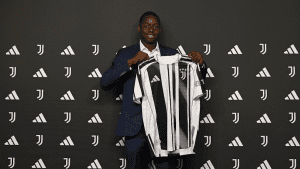 Bamballi Juve, il terzino della Primavera rinnoverà fino al 2029! Tutti i dettagli sul francese arrivato in estate a Torino
