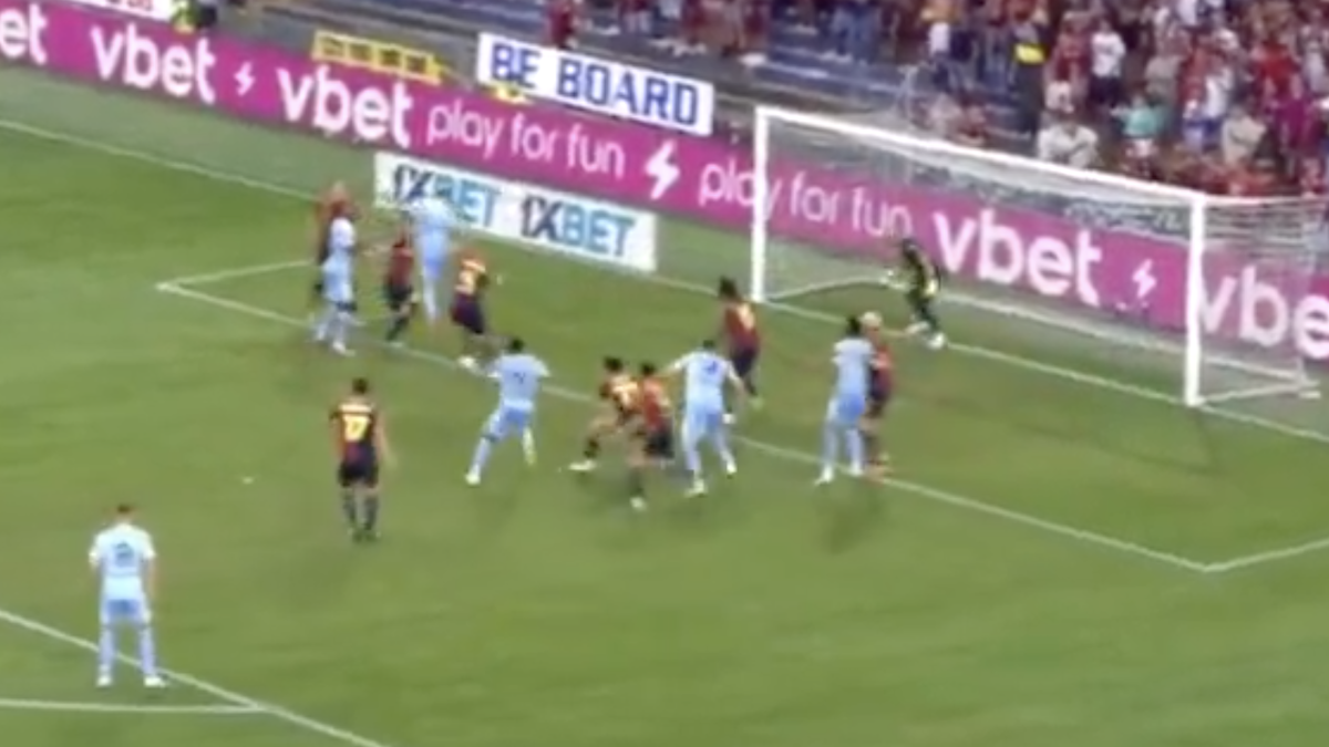 Gol Vlahovic, il serbo entra e segna un gol pesantissimo che fa sbloccare Genoa Juve! Grande colpo di testa per riprendersi i bianconeri - VIDEO 36 gol vlahovic