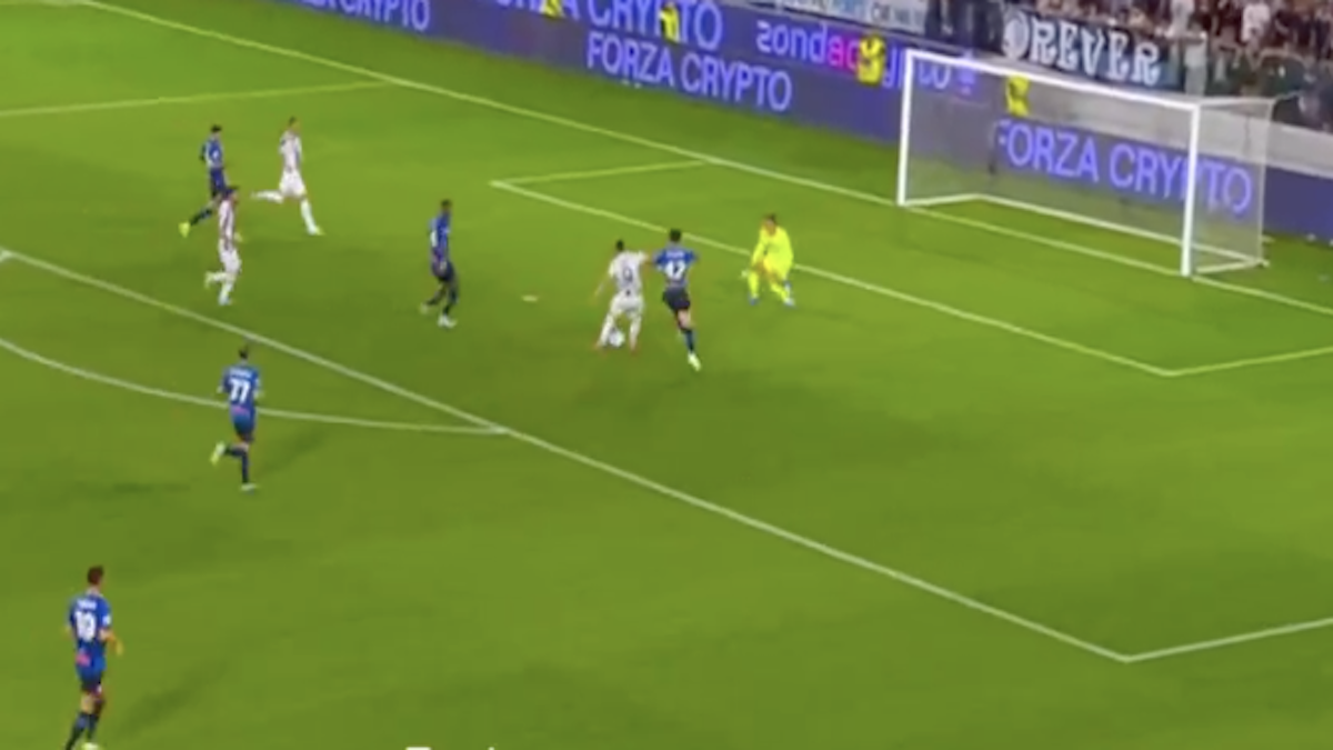 Gol Vlahovic, gioia anche per l'attaccante serbo in Atalanta Juve: ma che azione di Joao Mario! VIDEO 36 gol vlahovic