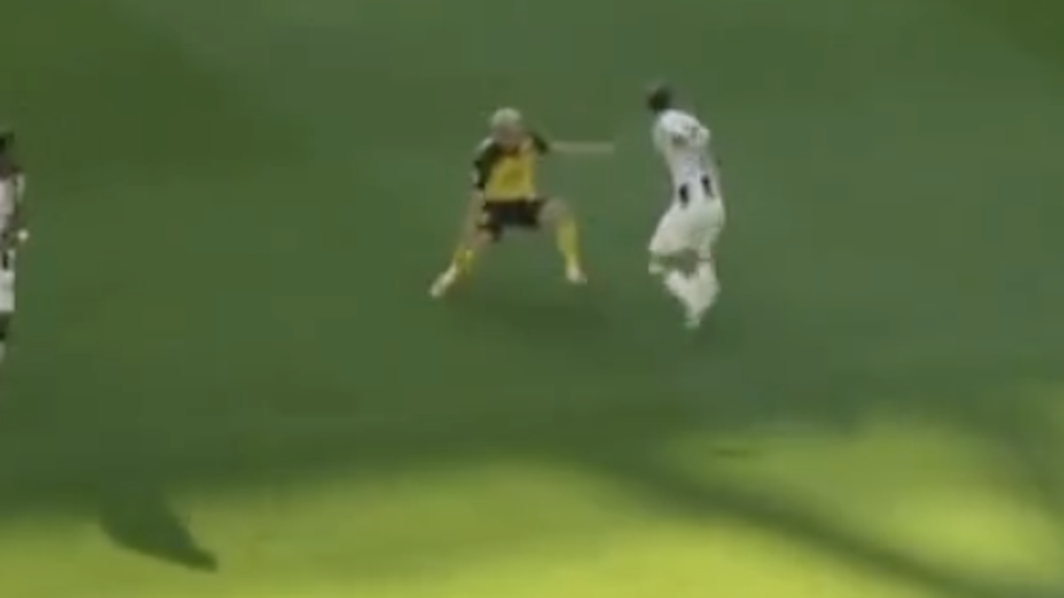 Yildiz incanta in Borussia Dortmund Juve: la giocata è già virale, il 10 è già pronto per la nuova stagione - VIDEO 36 yildiz