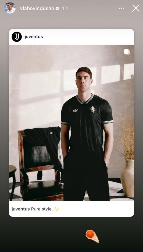 Vlahovic innamorato della terza maglia della Juve: la FOTO pubblicata dal serbo non è passata inosservata, tifosi in delirio 37 WhatsApp Image 2025 09 12 at 00.04.26