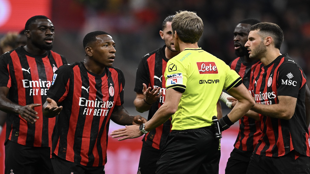 Juventus Milan, un'altra tegola per Allegri dopo l'espulsione di Estupinian: infortunio per un titolare in difesa. Tutti gli aggiornamenti 36 milan