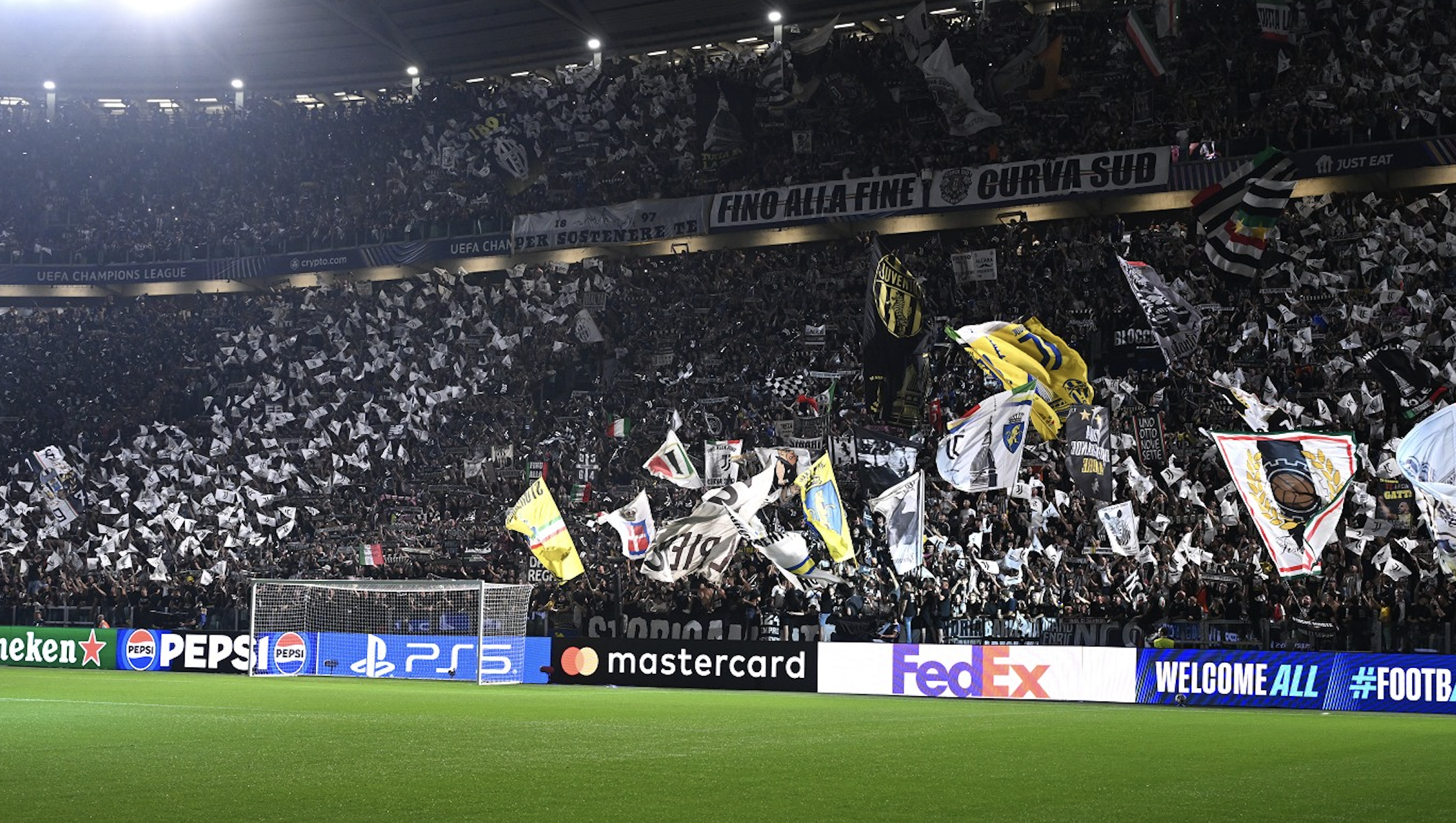 Serie A, boom di spettatori: media record, la Juve ha lo stadio più pieno. Tutti i dati ufficiali in cui i bianconeri primeggiano 36 tifosi juve allianz stadium