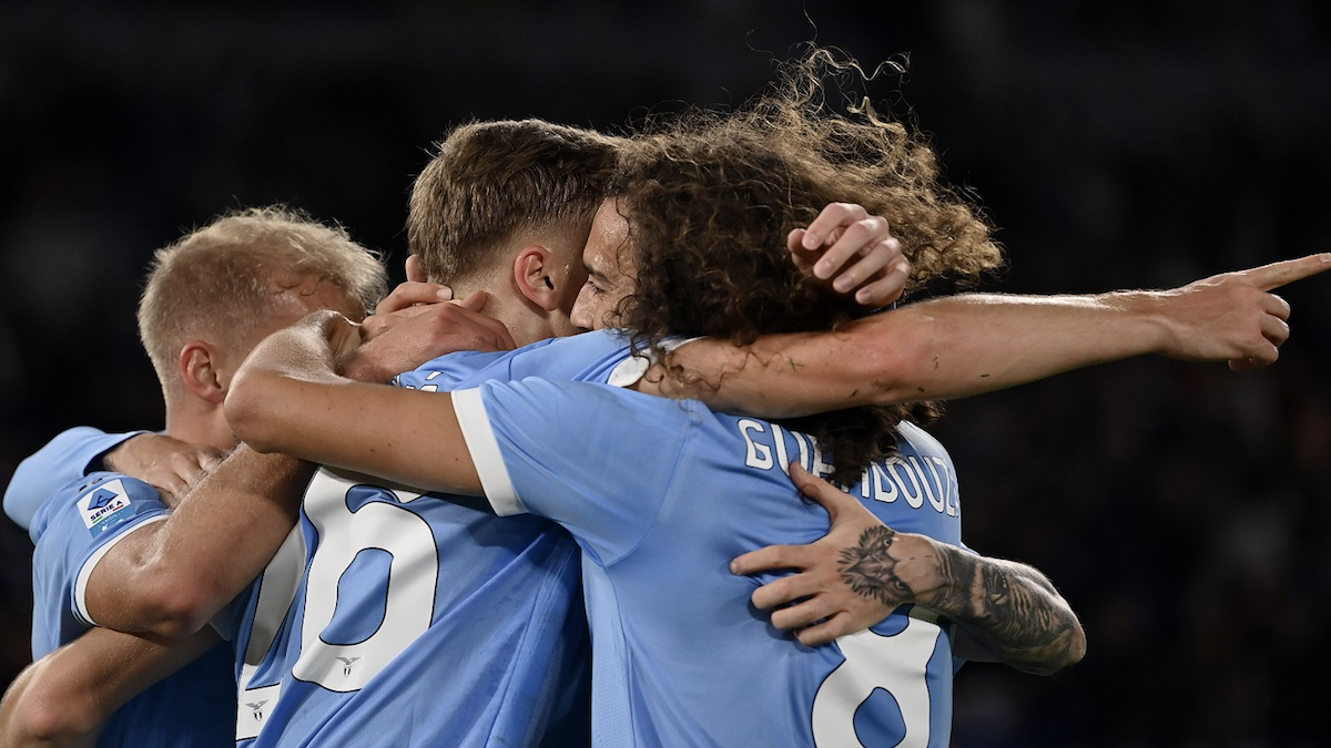 Calciomercato Juventus, anche la Lazio si aggiunge alla corsa per quel centrocampista: a gennaio sarà bagarre! Le ultimissime