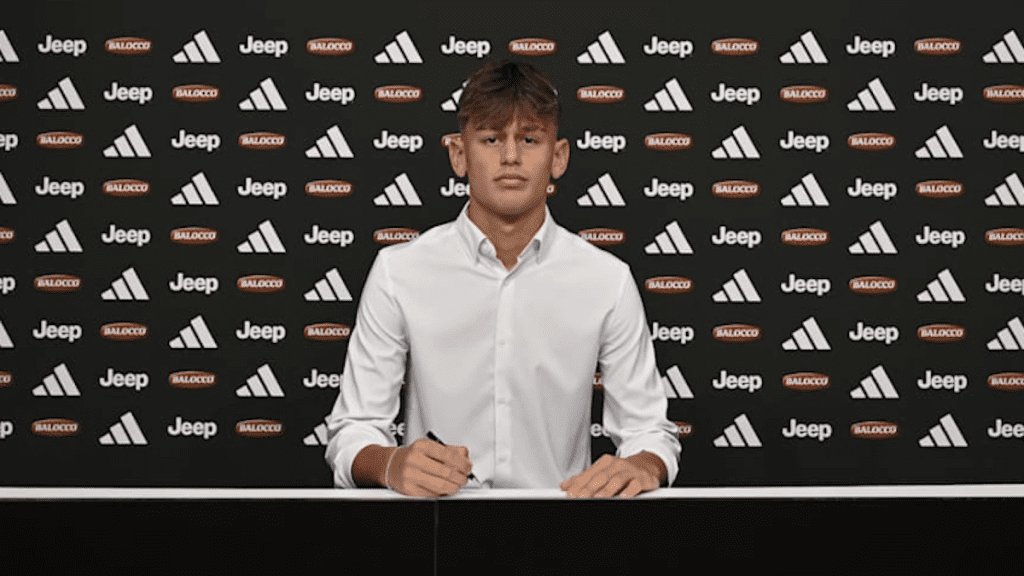 Justin Rocchetti Rocchetti Juve, il talentoso difensore firma fino al 2028!