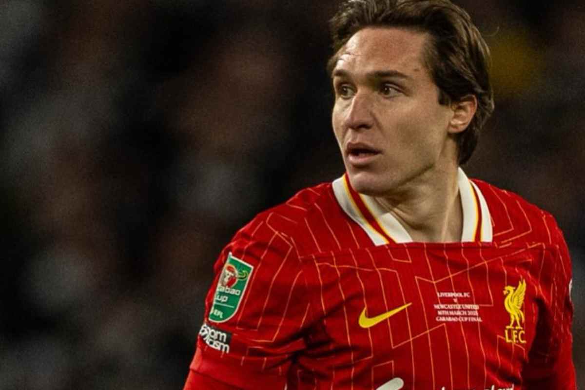 Chiesa può davvero tornare in Serie A? Pressing costante per l’attaccante del Liverpool, cosa filtra sul suo futuro: tutti gli aggiornamenti