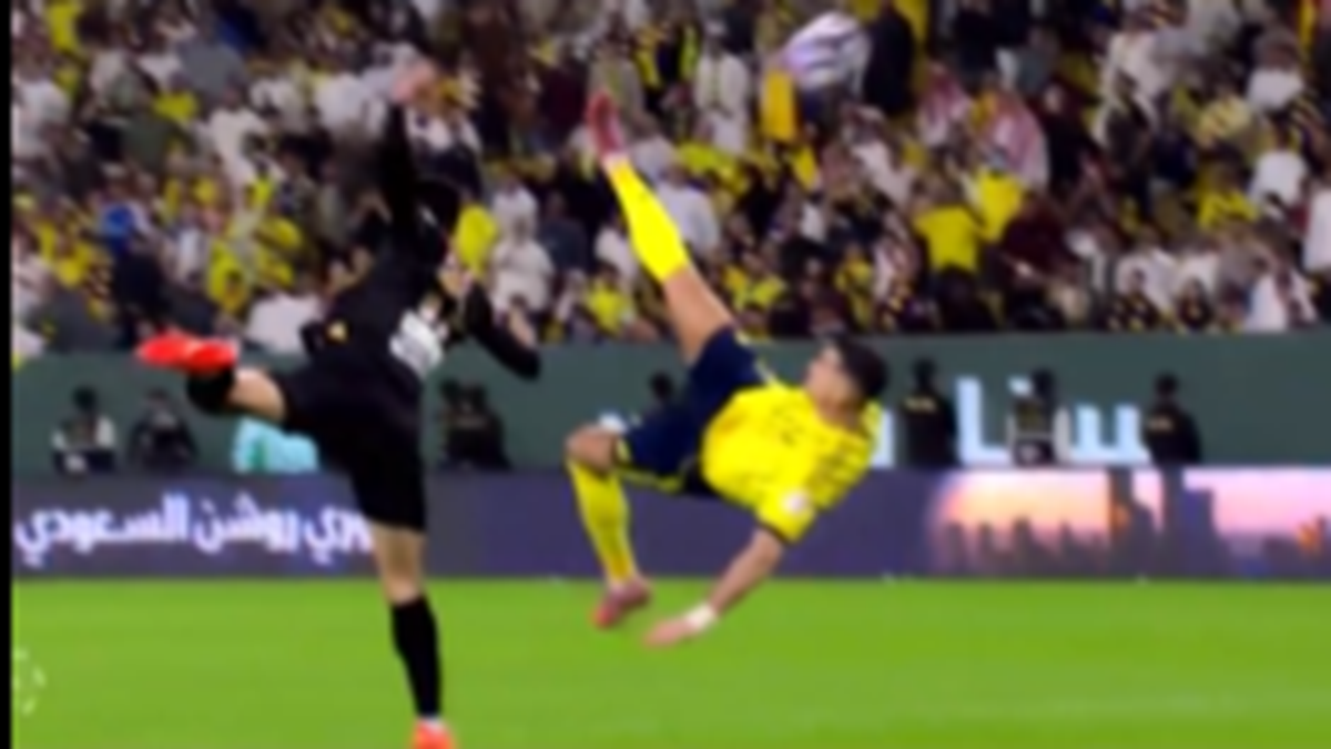 cristiano ronaldo ma cosa hai fatto gol numero 954 in carriera con una rovesciata clamorosa perla incredibile dell8217ex juventus 8211 video da Juventusnews24.com cristiano ronaldo ma cosa hai fatto gol numero 954 in carriera con una rovesciata clamorosa perla incredibile dell8217ex juventus 8211 video