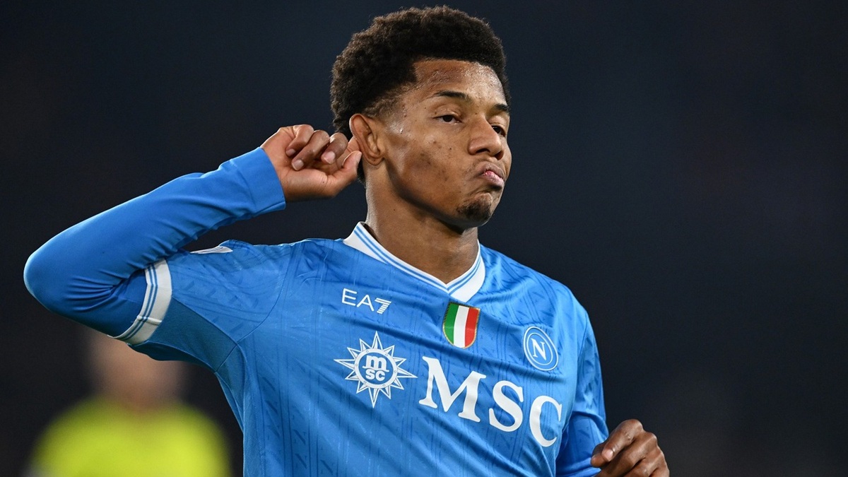 Roma Napoli 0 1: colpaccio di Conte all’Olimpico, decide Neres. Azzurri che riagganciano la vetta a una settimana dalla Juventus
