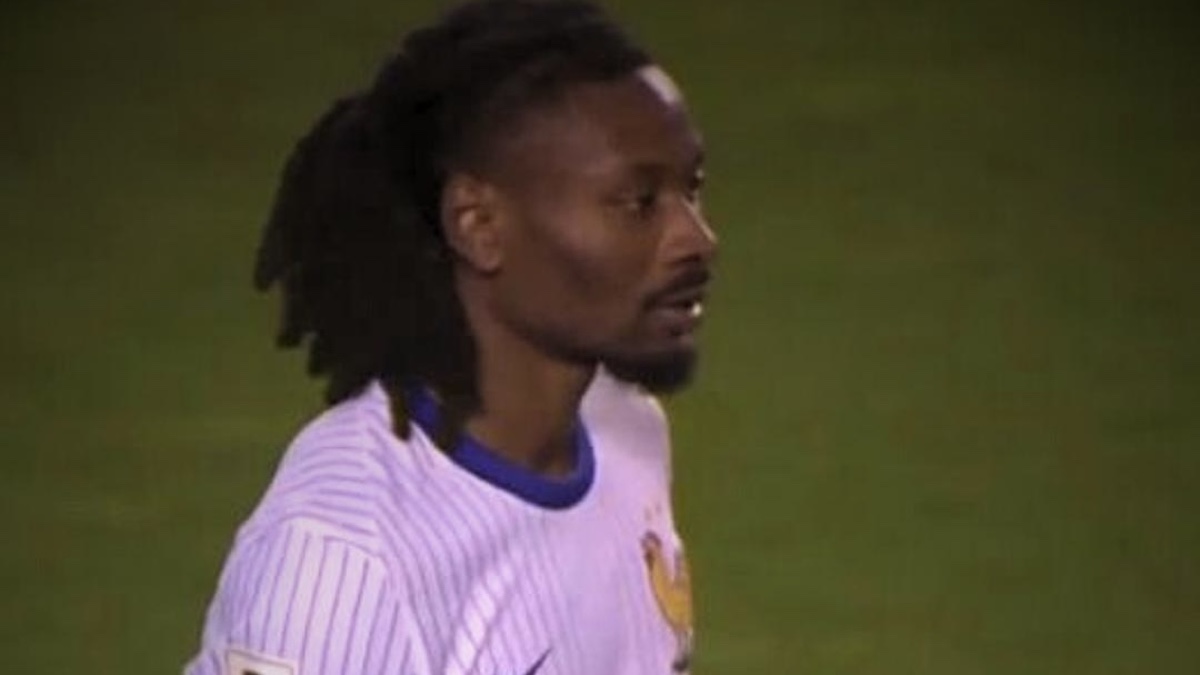 Gol annullato Thuram: il centrocampista della Juventus va a segno con la Francia ma la rete non viene convalidata. Cosa è successo Gol annullato Thuram: il centrocampista della Juventus va a segno con la Francia ma la rete non viene convalidata. Cosa è successo