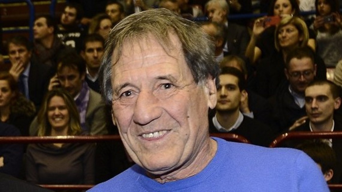 Morte Galeone, il cordoglio della Juventus per la triste scomparsa dell’ex allenatore: «Riposa in pace, mister» – FOTO Morte Galeone, il cordoglio della Juventus per la triste scomparsa dell’ex allenatore: «Riposa in pace, mister» – FOTO