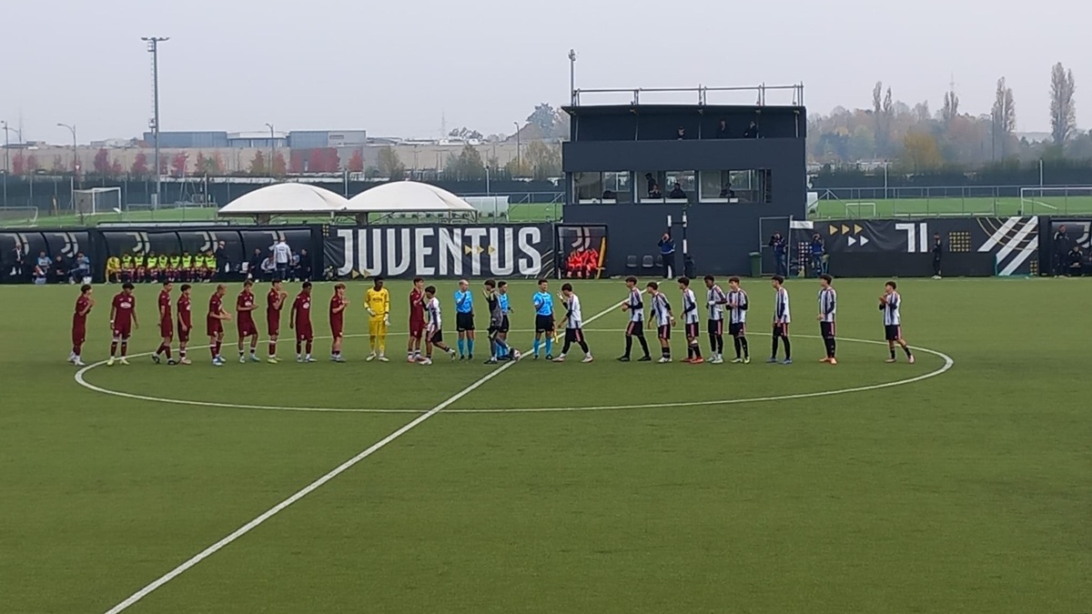Juventus Torino Under 15 0 0 LIVE: Nobile prova a scuotere i bianconeri! Juventus Torino Under 15 0 0 LIVE: Nobile prova a scuotere i bianconeri!