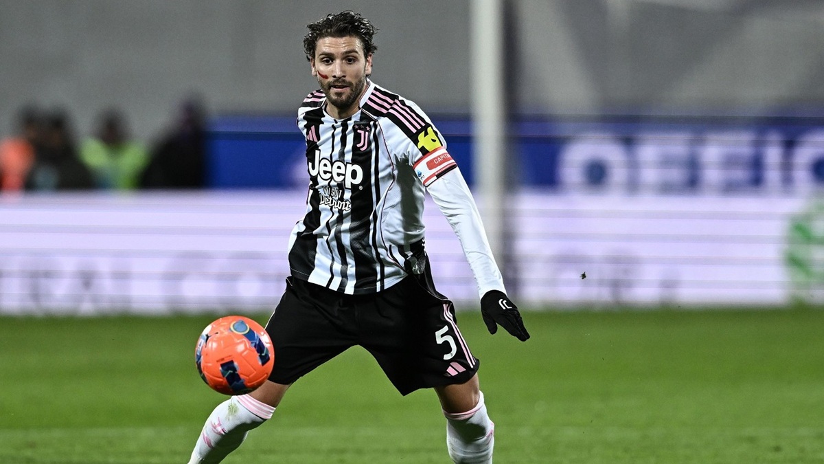 Locatelli divide i giornali all’indomani di Fiorentina Juve: ecco le sue pagelle. C’è per chi è insufficiente e per chi…