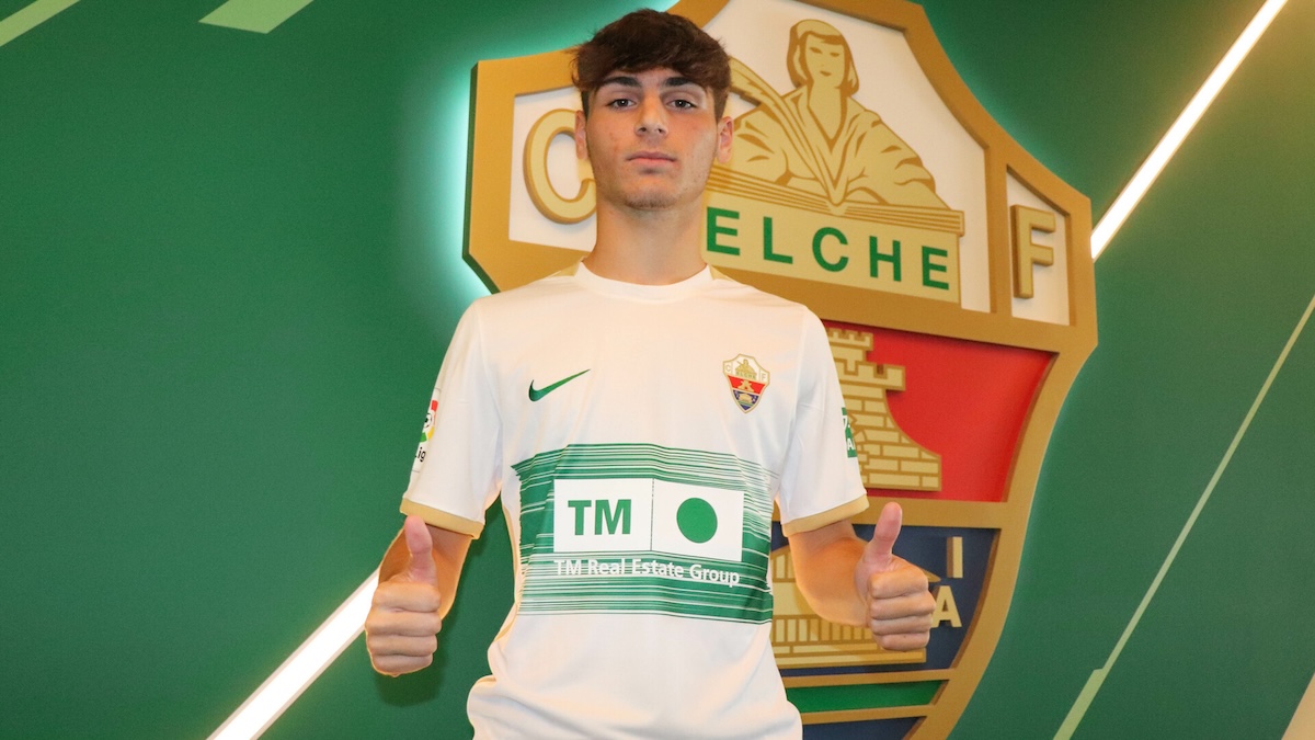 Mendoza Juve, chi è il baby spagnolo che ha detto no al Como di Fabregas e che Comolli sta facendo osservare Mendoza Juve, chi è il baby spagnolo che ha detto no al Como di Fabregas e che Comolli sta facendo osservare