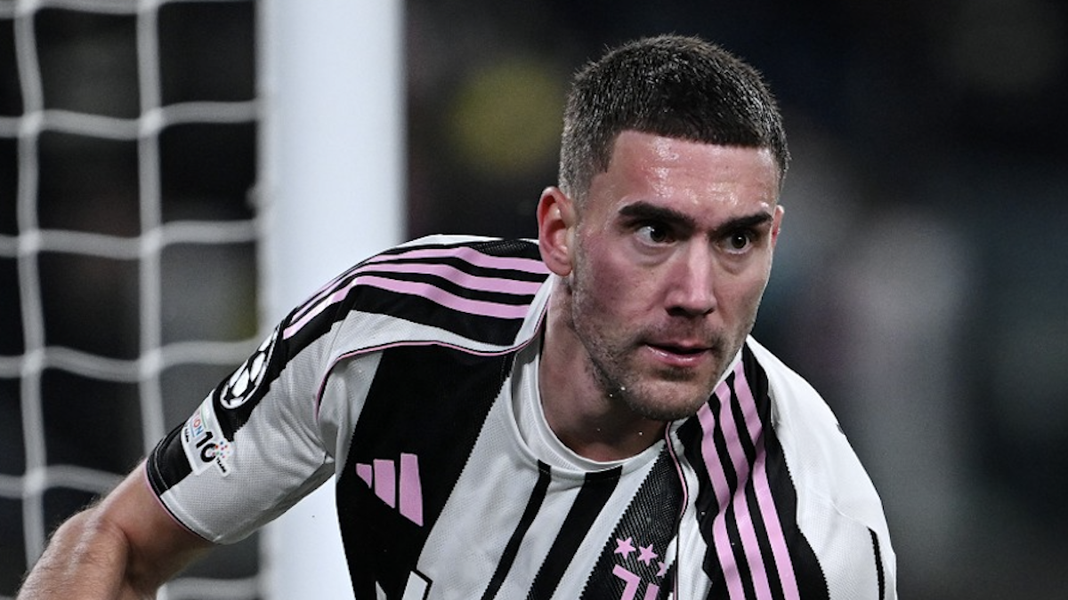 Vlahovic sempre più leader e trascinatore: «Capitano senza fascia». Voto e pagella del migliore in campo di Juve Sporting Lisbona