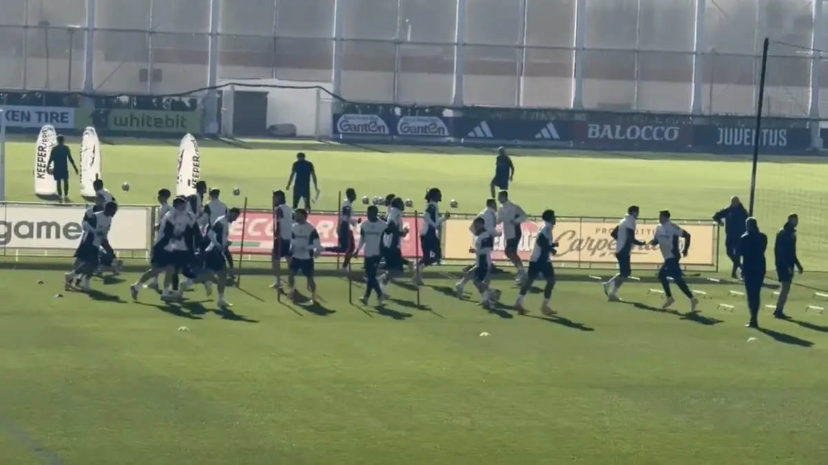 Infortunati Juve, svolta dalla Continassa: due bianconeri tornano in gruppo alla vigilia del Pafos, Spalletti può sorridere – VIDEO Infortunati Juve, svolta dalla Continassa: due bianconeri tornano in gruppo alla vigilia del Pafos, Spalletti può sorridere – VIDEO