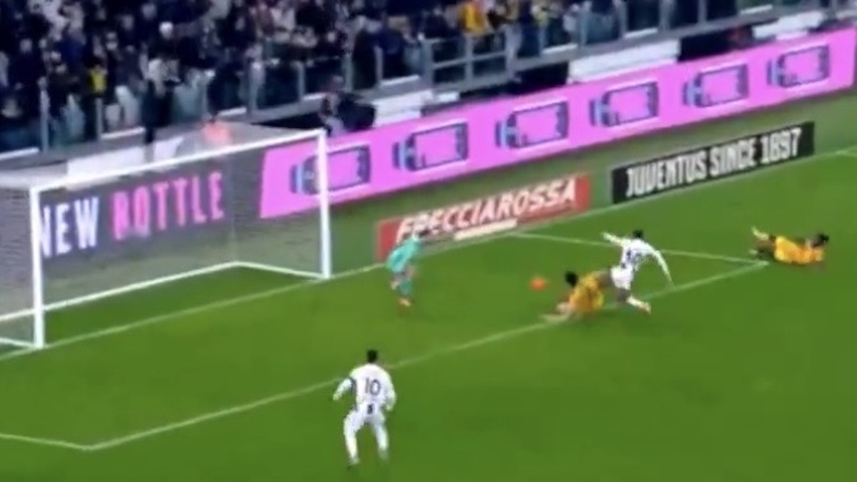 Autogol Palma: traversone basso di McKennie e deviazione sfortunata del friulano, la Juve passa allo Stadium. La ricostruzione