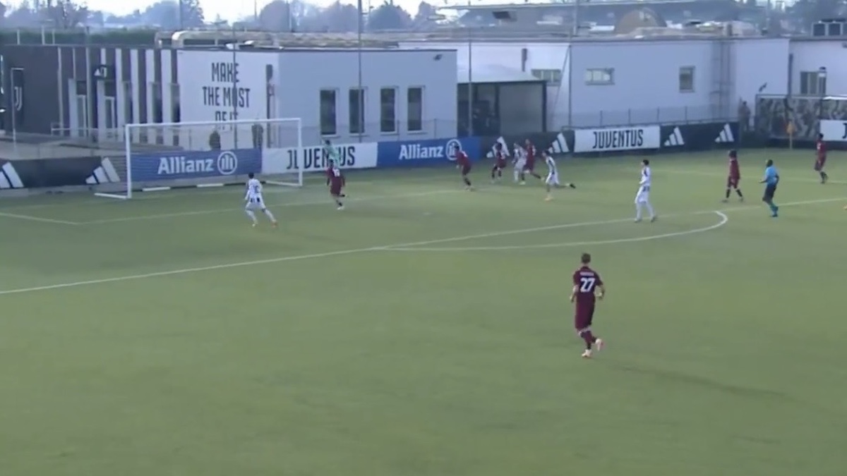 Gol Merola: azione strepitosa per l’1 0 dei bianconeri di Padoin! Recupero palla, serpentina e conclusione terrificante