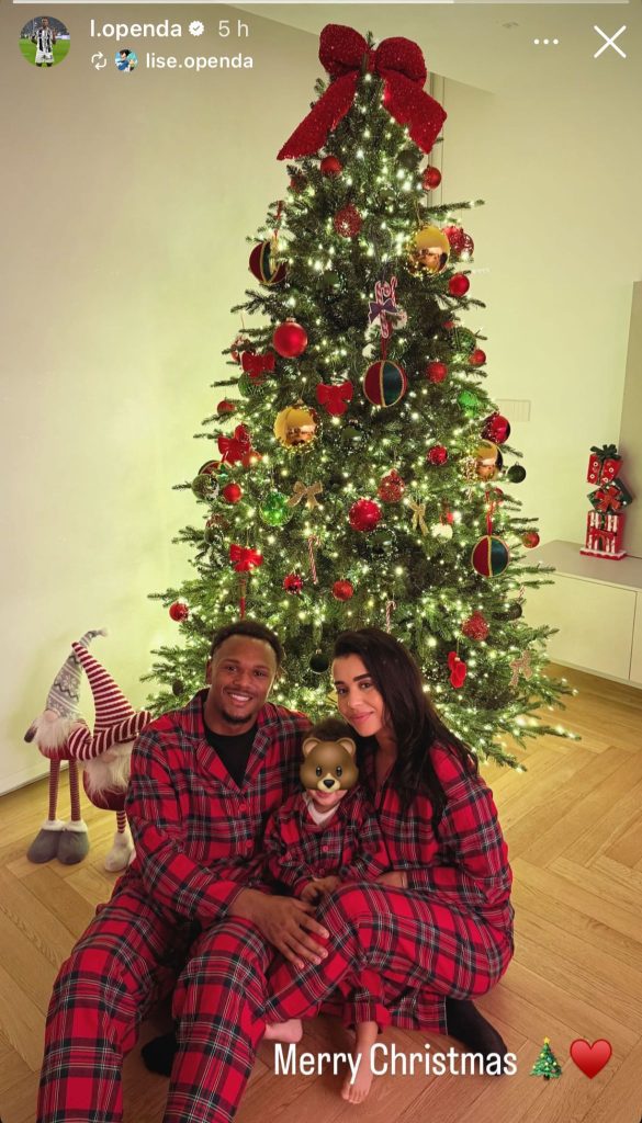 Openda Juve, primo Natale in bianconero per l'attaccante belga: il suo messaggio d'auguri sui social a tutti i tifosi - FOTO 37 Openda 3