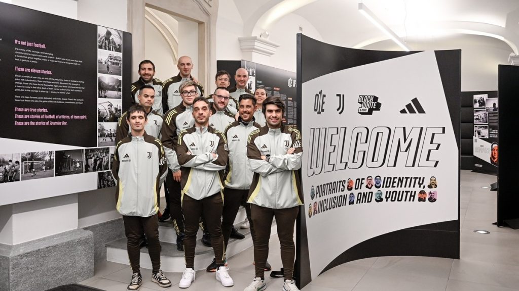 Juventus One, inaugurata la mostra "Portraits of Identity, Inclusion & Youth": parlano anche Ferrero e Comolli. Il racconto dell'evento - FOTO e VIDEO 36 juventus one