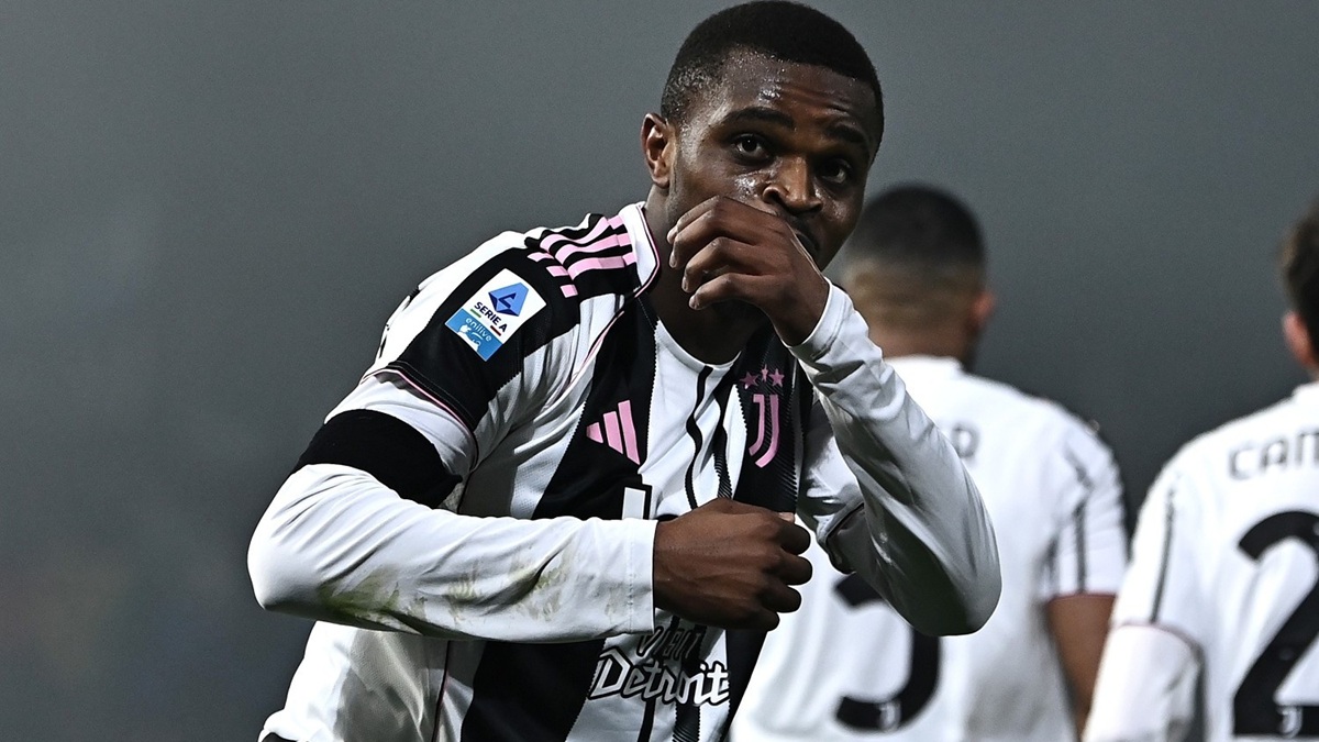 Kalulu sempre più leader, ora anche goleador: ha celebrato il successo e la rete di Pisa Juve attraverso questa frase – FOTO Kalulu sempre più leader, ora anche goleador: ha celebrato il successo e la rete di Pisa Juve attraverso questa frase – FOTO