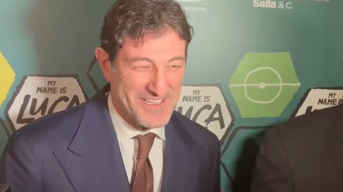 Ferrara su Vialli: «È ancora presente allo Stadium e alla Continassa. Mi commuovo ricordando quell’abbraccio» – VIDEO