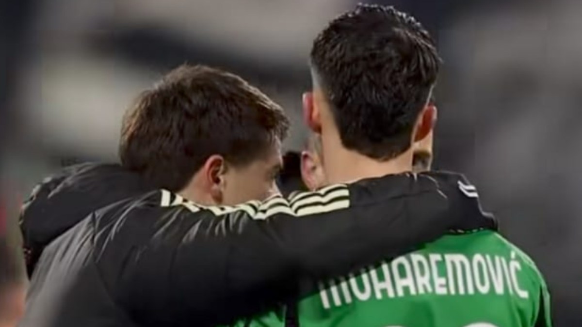 Yildiz e Muharemovic così sui social dopo Sassuolo: abbraccio e pensiero rivolto anche all’ex Juve Huijsen. Il messaggio – VIDEO Yildiz e Muharemovic così sui social dopo Sassuolo: abbraccio e pensiero rivolto anche all’ex Juve Huijsen. Il messaggio – VIDEO