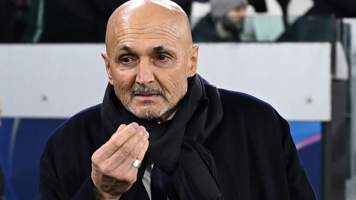 Spalletti tifoso, litigio allo Stadium durante Juve Benfica: «Stai a casa la prossima volta!». E dopo il gol di Thuram… Spalletti tifoso, litigio allo Stadium durante Juve Benfica: «Stai a casa la prossima volta!». E dopo il gol di Thuram…