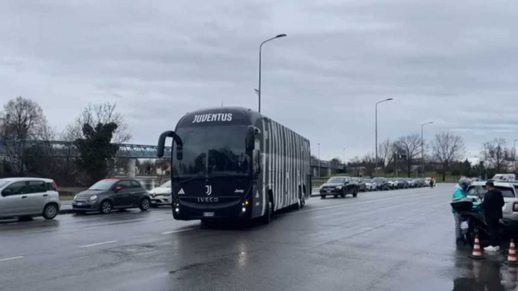 Autobus Juve
