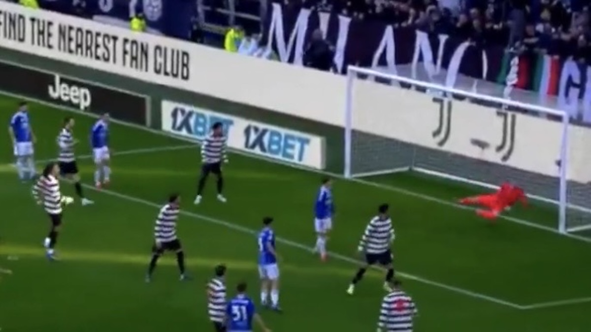 Gol Vojvoda: il Como passa subito allo Stadium, ma che errori di McKennie e Di Gregorio!