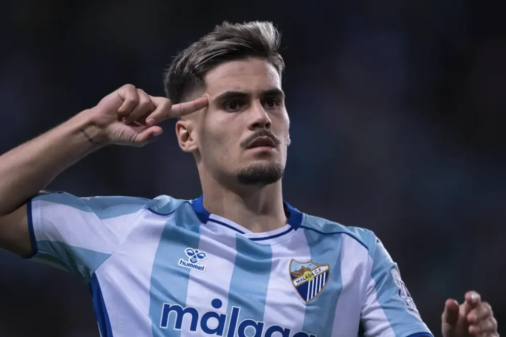 È il nuovo bomber della Juve, per David sono dolori: lo vuole Spalletti 37 Chupe