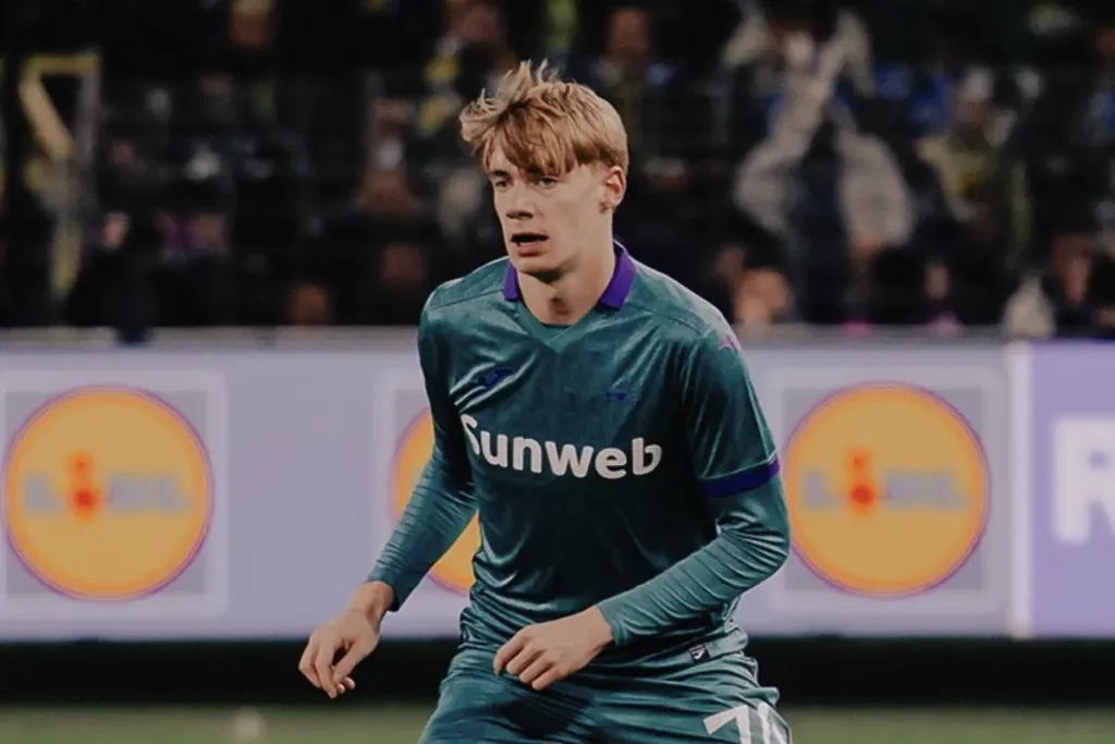 È nata una stella, il Milan brucia tutti: colpo Champions firmato Tare 37 Nathan De Cat