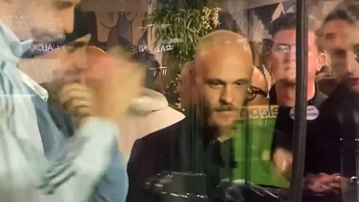 Italia, la gioia di Dimarco e degli azzurri alla vittoria della Bosnia fa molto discutere: il VIDEO è virale 36 Dimarco