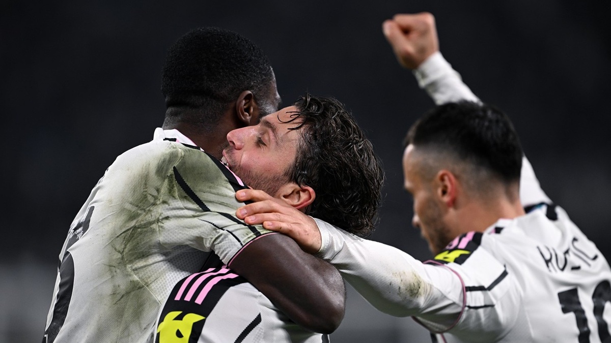 Locatelli rinforza lo spirito della Juventus: «Una grande vittoria di squadra, fondamentale per il nostro cammino!». Messaggio da capitano vero - FOTO 36 Locatelli Boga Juve Pisa