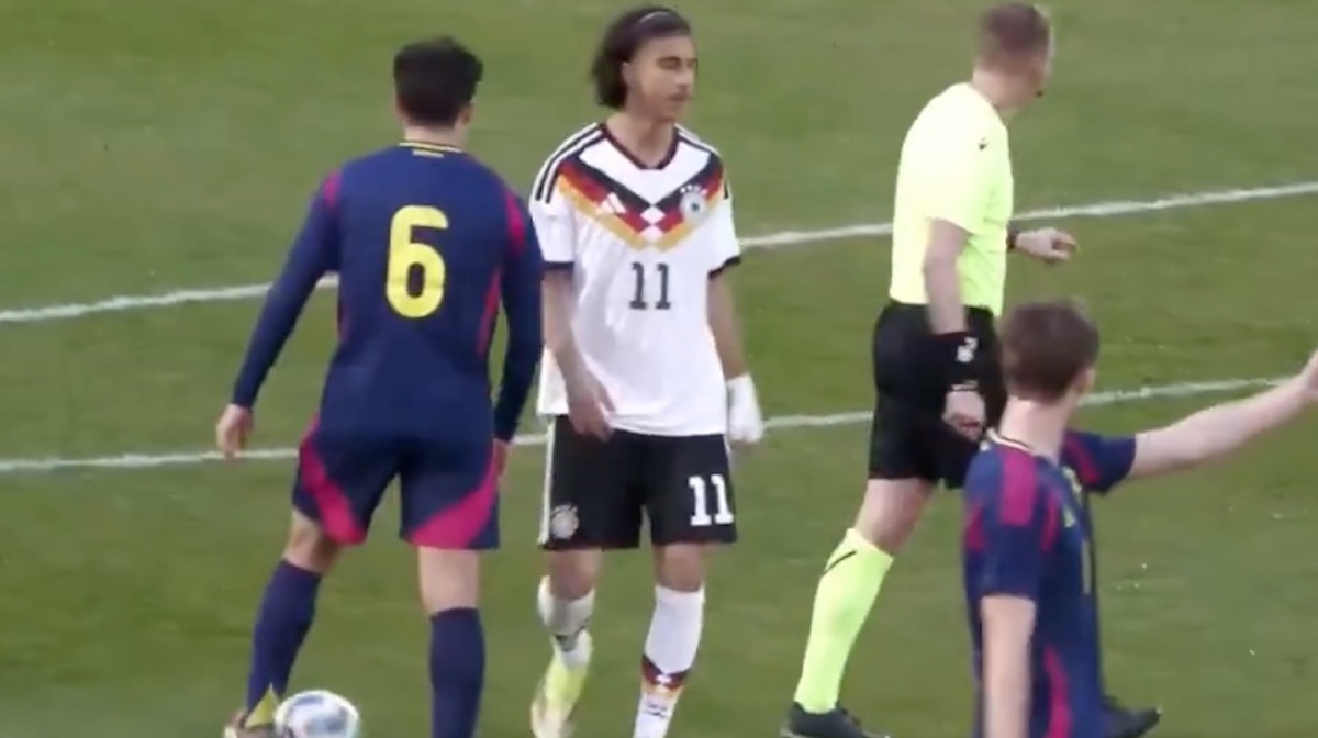 Licina titolare in Germania Svezia Under 19: come è andata la partita del talento Juve - VIDEO 36 Licina