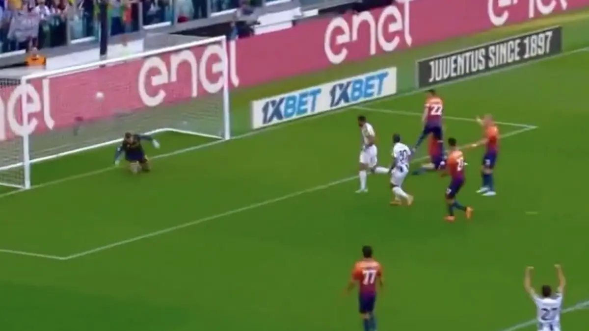 Gol Bremer: incornata vincente del difensore brasiliano, la Juve passa subito allo Stadium! Avvio super dei bianconeri 36 Gol Bremer