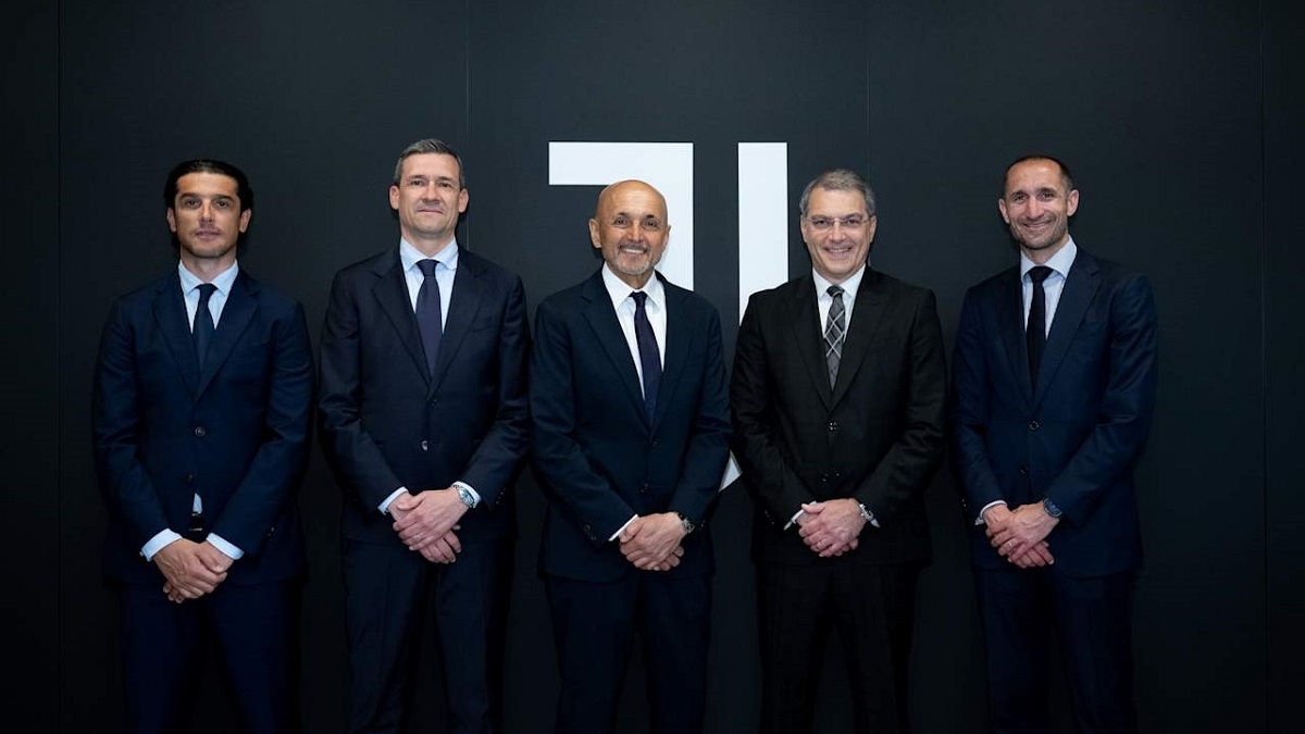 Rinnovo Spalletti, è ufficiale il rinnovo fino al 2028: il tecnico ha firmato. Il comunicato ufficiale, i dettagli e le parole di Comolli 36 spalletti dirgenza rinnovo juve