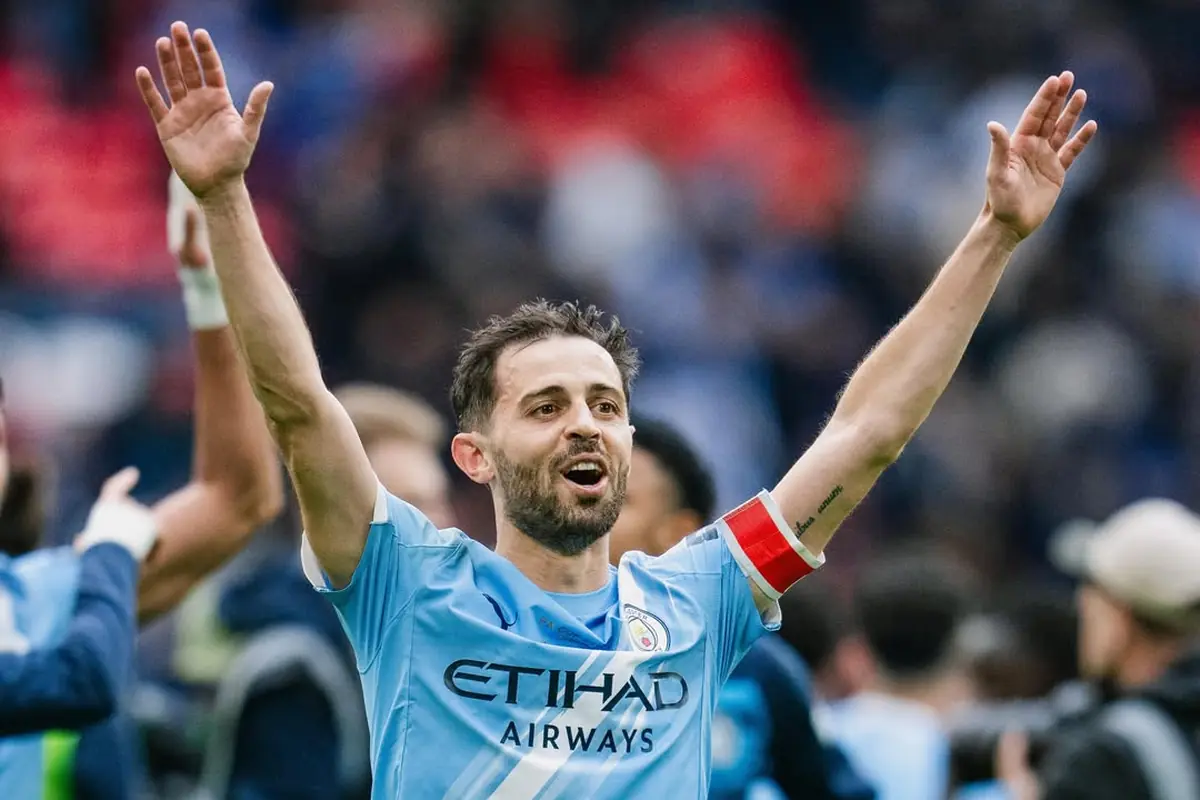 Bernardo Silva esulta