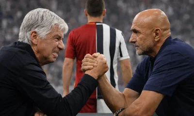 Gasperini e Spalletti si sfidano a braccio di ferro, immagine IA