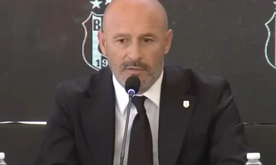 Vincenzo Italiano durante la conferenza stampa di presentazione come nuovo allenatore del Besiktas